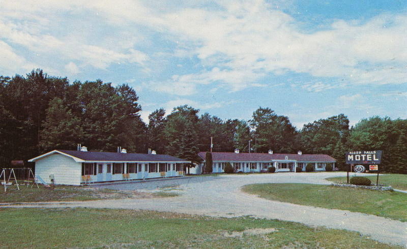 Dans Alger Falls Motel - Vintage Postcard (newer photo)
